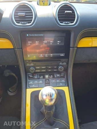 2021 Porsche 718 Spyder – miniatura 7
