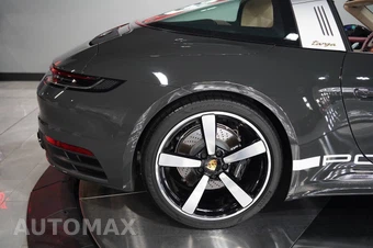 2021 Porsche 911 Targa 4S Heritage Design E - miniatura 41
