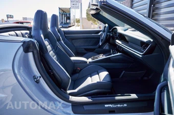 2021 Porsche 911 Turbo S Cabriolet - miniatura 24
