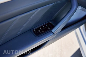 2021 Porsche 911 Turbo S Cabriolet - miniatura 28