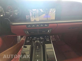 2021 Porsche 911 Turbo S Cabriolet - miniatura 10