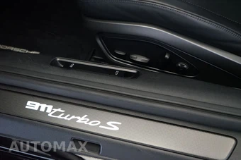 2021 Porsche 911 Turbo S - miniatura 29