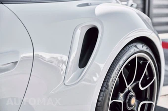2021 Porsche 911 Turbo S - miniatura 8