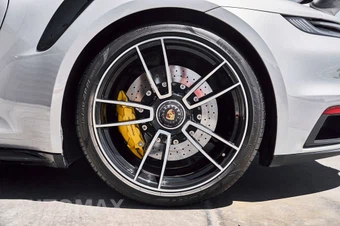 2021 Porsche 911 Turbo S - miniatura 20