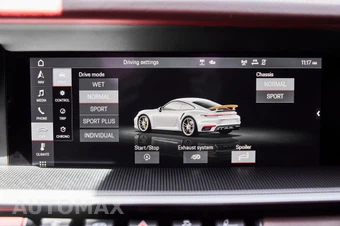 2021 Porsche 911 Turbo S - miniatura 71