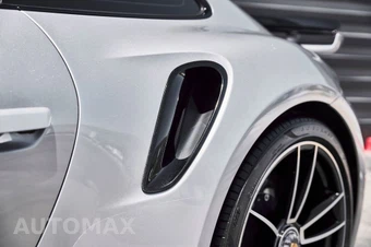 2021 Porsche 911 Turbo S - miniatura 9