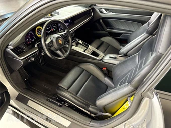 2021 Porsche 911 Turbo S - miniatura 13