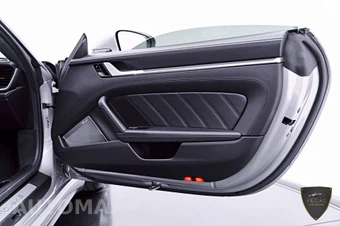 2021 Porsche 911 Turbo S - miniatura 30