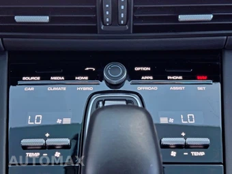 2021 Porsche Cayenne Coupe E-Hybrid Turbo S - miniatura 31