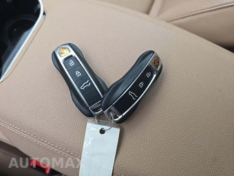 2021 Porsche Cayenne Coupe – miniatura 5