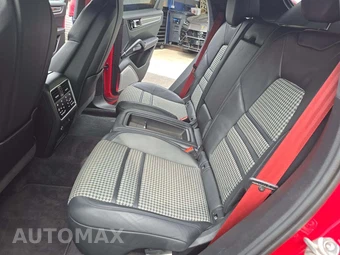 2021 Porsche Cayenne GTS Coupe – miniatura 10