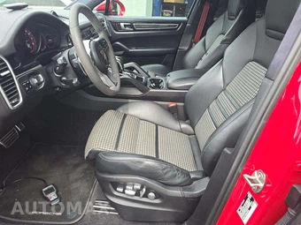 2021 Porsche Cayenne GTS Coupe – miniatura 3