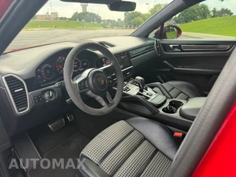 2021 Porsche Cayenne GTS Coupe - miniatura 17