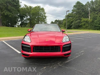 2021 Porsche Cayenne GTS Coupe - miniatura 3