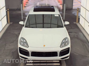 2021 Porsche Cayenne GTS - miniatura 2