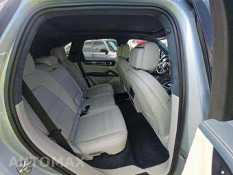 2021 Porsche Cayenne GTS – miniatura 16