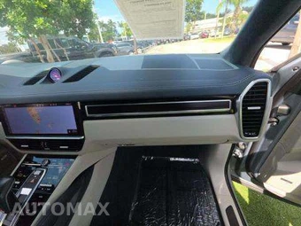 2021 Porsche Cayenne GTS – miniatura 19