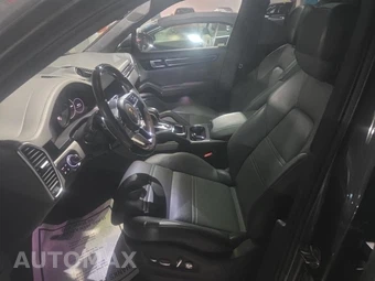 2021 Porsche Cayenne GTS – miniatura 13