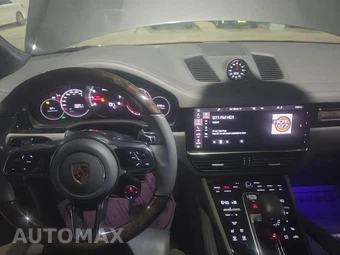 2021 Porsche Cayenne GTS – miniatura 14