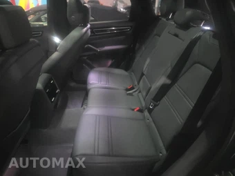 2021 Porsche Cayenne GTS – miniatura 16
