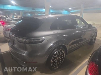 2021 Porsche Cayenne GTS – miniatura 4