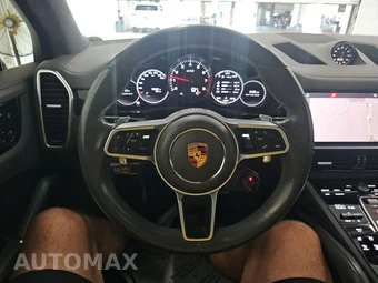 2021 Porsche Cayenne GTS – miniatura 10