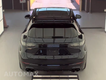 2021 Porsche Cayenne GTS – miniatura 5