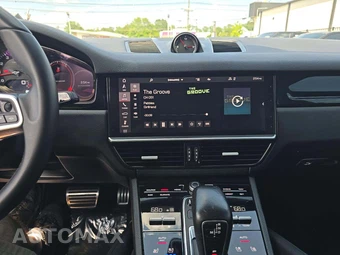 2021 Porsche Cayenne S – miniatura 10