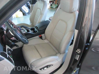 2021 Porsche Cayenne S - miniatura 10