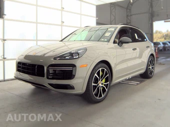 2021 Porsche Cayenne Turbo S E-Hybrid