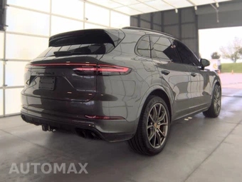 2021 Porsche Cayenne Turbo S E-Hybrid – miniatura 4