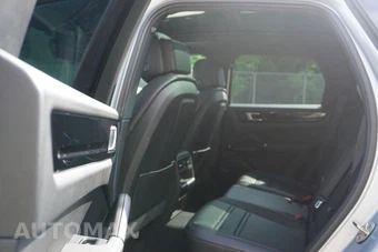 2021 Porsche Cayenne – miniatura 16