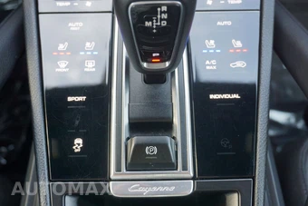2021 Porsche Cayenne – miniatura 32