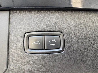 2021 Porsche Cayenne - miniatura 15