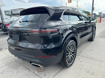 2021 Porsche Cayenne - miniatura 7