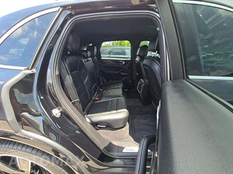 2021 Porsche Cayenne – miniatura 13
