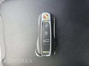 2021 Porsche Cayenne – miniatura 5