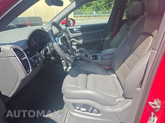 2021 Porsche Cayenne – miniatura 7