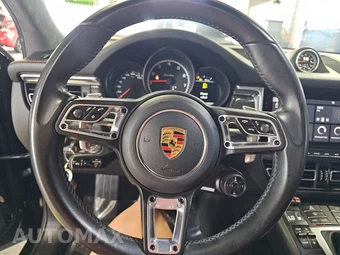 2021 Porsche Macan Turbo - miniatura 10