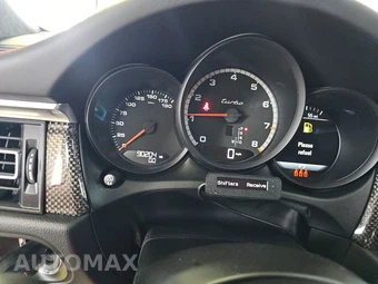 2021 Porsche Macan Turbo - miniatura 12