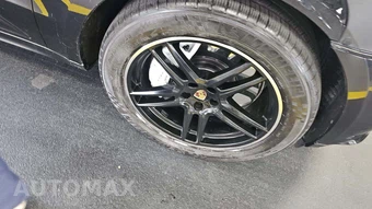 2021 Porsche Macan Turbo - miniatura 31