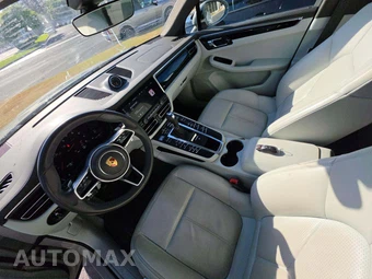 2021 Porsche Macan - miniatura 8
