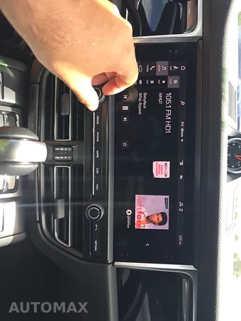 2021 Porsche Macan – miniatura 23