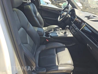 2021 Porsche Macan - miniatura 8