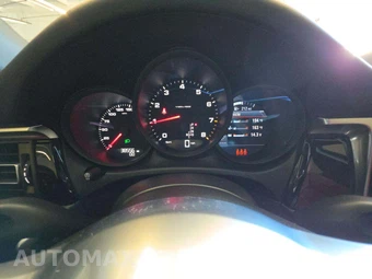 2021 Porsche Macan – miniatura 9