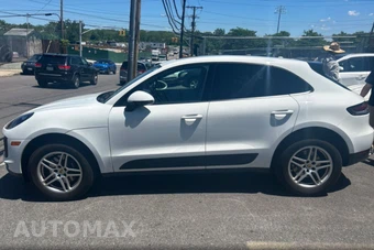 2021 Porsche Macan – miniatura 3