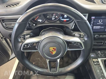 2021 Porsche Macan – miniatura 10