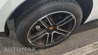 2021 Porsche Macan – miniatura 25