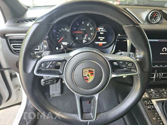 2021 Porsche Macan – miniatura 10