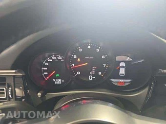 2021 Porsche Macan – miniatura 9